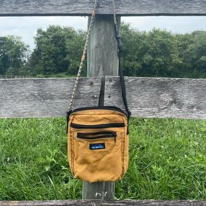 KAVU crossbody bag